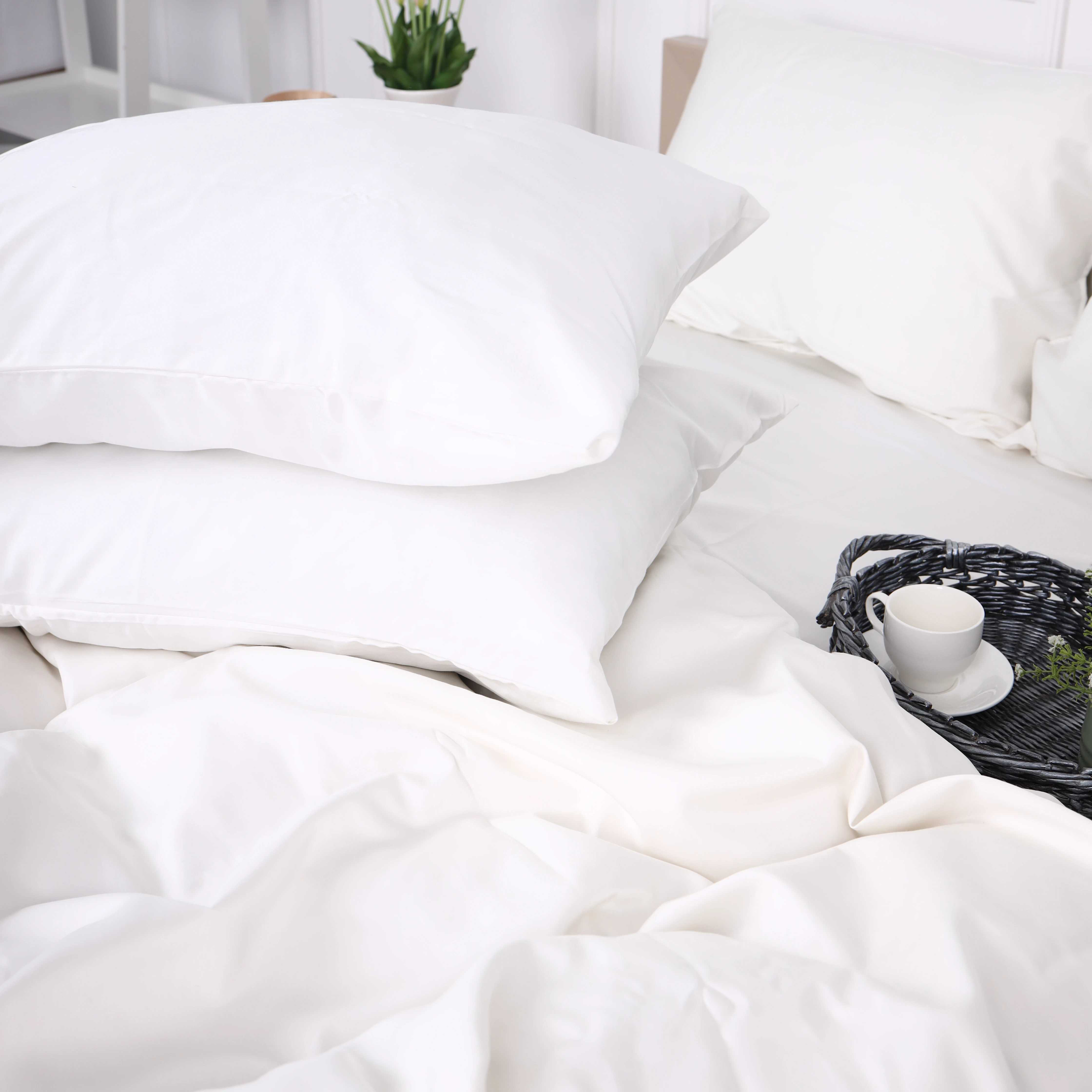 Купити Комплект постільної білизни MirSon Сатин Moko White 0001 143х210 (2200000671219) - Фото 1 Комплект постільної білизни MirSon Сатин Moko White 0001 143х210 (2200000671219) - Фото 1