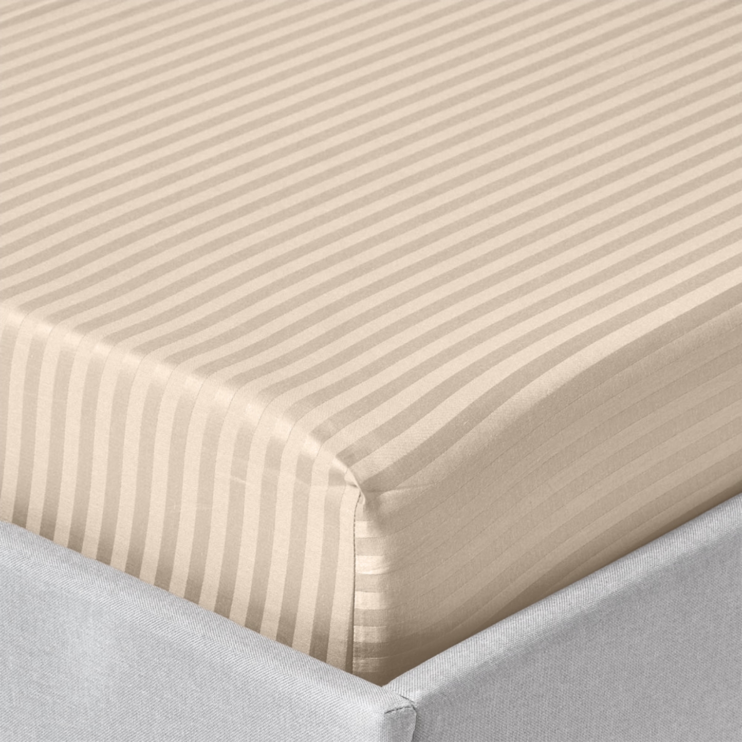 Простынь двуспальная Zastelli на резинке Beige stripe поликоттон 180х200+20 см Бежевое (21756) - Фото 1