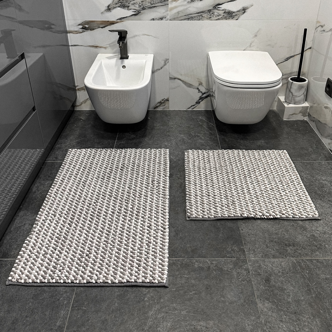 Купить Набор ковров DarianA микрофибра Melody 50х80+50х50 см Серый (1000010330) - Фото 1 Набор ковров DarianA микрофибра Melody 50х80+50х50 см Серый (1000010330) - Фото 1