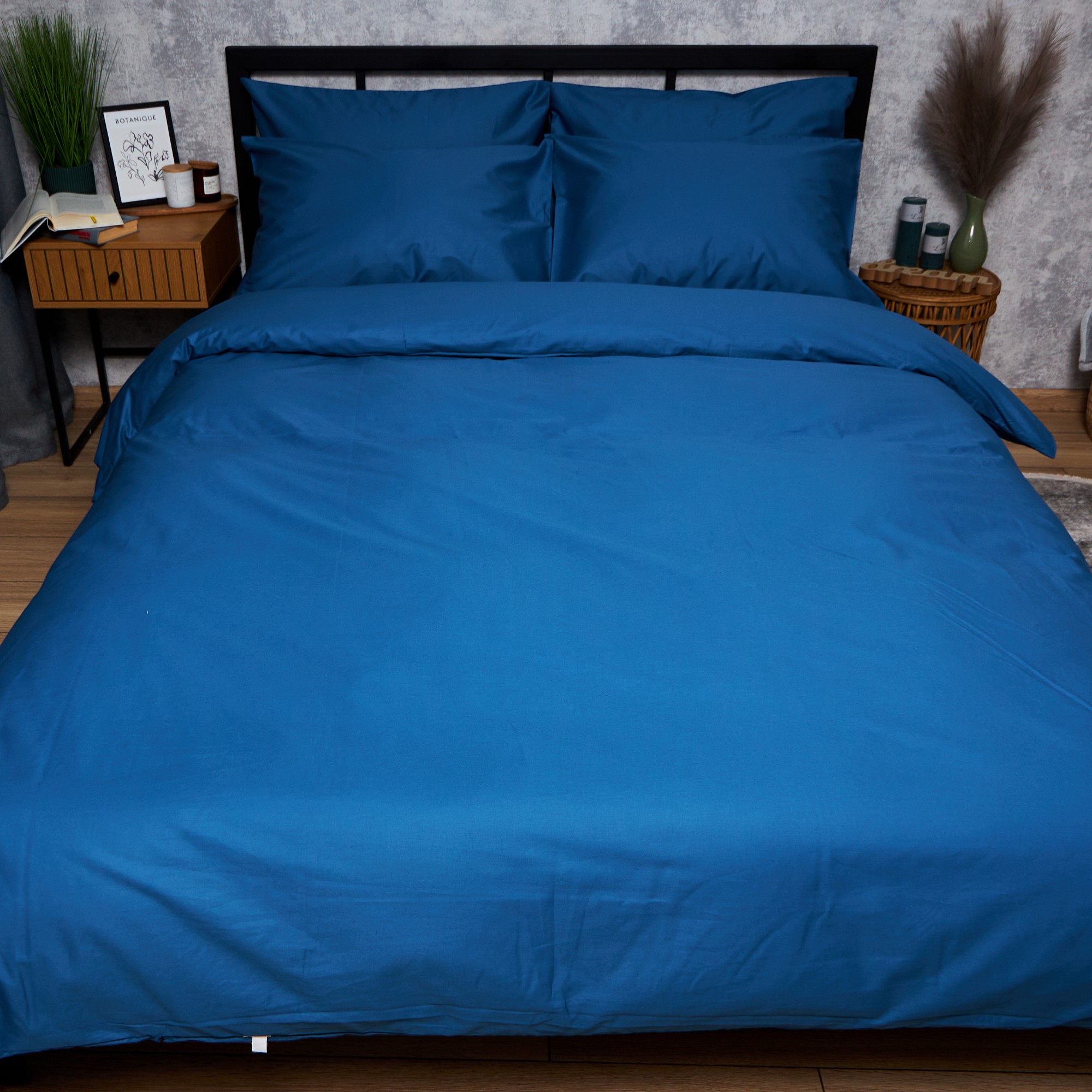 Комплект постельного белья Moon&Star Satin Premium Deep Blue 143х210 нав. 2х50х70 (MS-820008521) - Фото 1