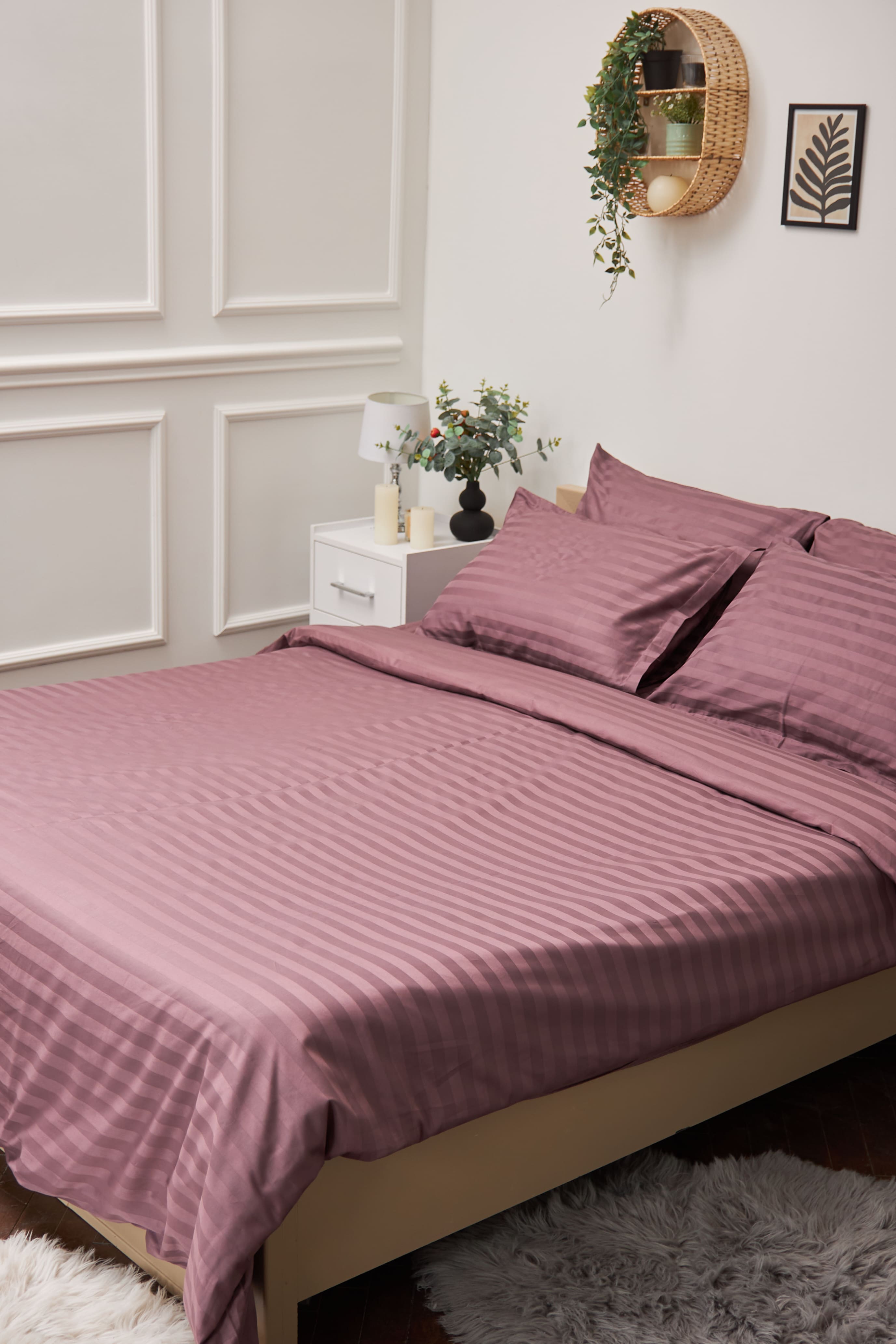 Комплект постельного белья Moon&Star King Size 220x240 Garnet Satin Stripe (MS-820000529) - Фото 1