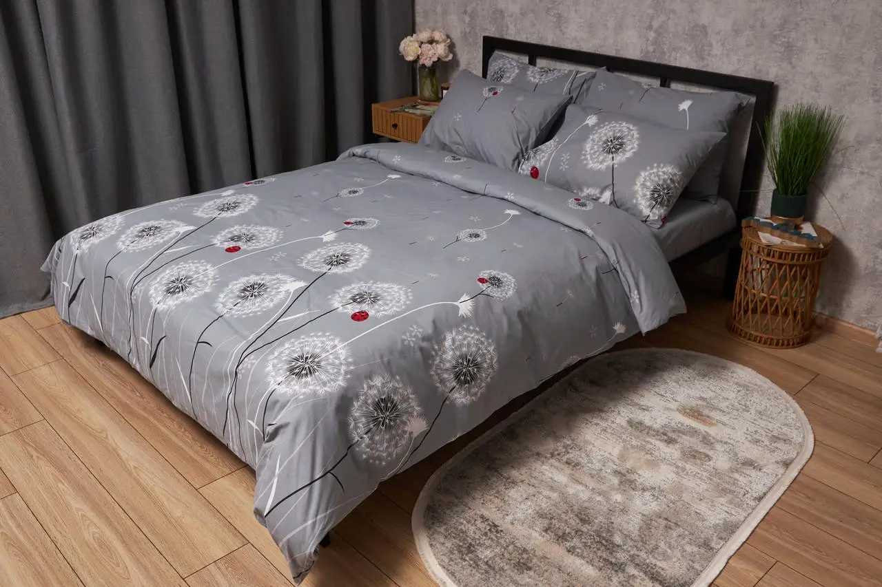 Купити Комплект постільної білизни Moon&Star Бязь Gold Люкс «Ladybug» King Size 220x240 см нав. 4х70х70 (MS-820005429) - Фото 1 Комплект постільної білизни Moon&Star Бязь Gold Люкс «Ladybug» King Size 220x240 см нав. 4х70х70 (MS-820005429) - Фото 1
