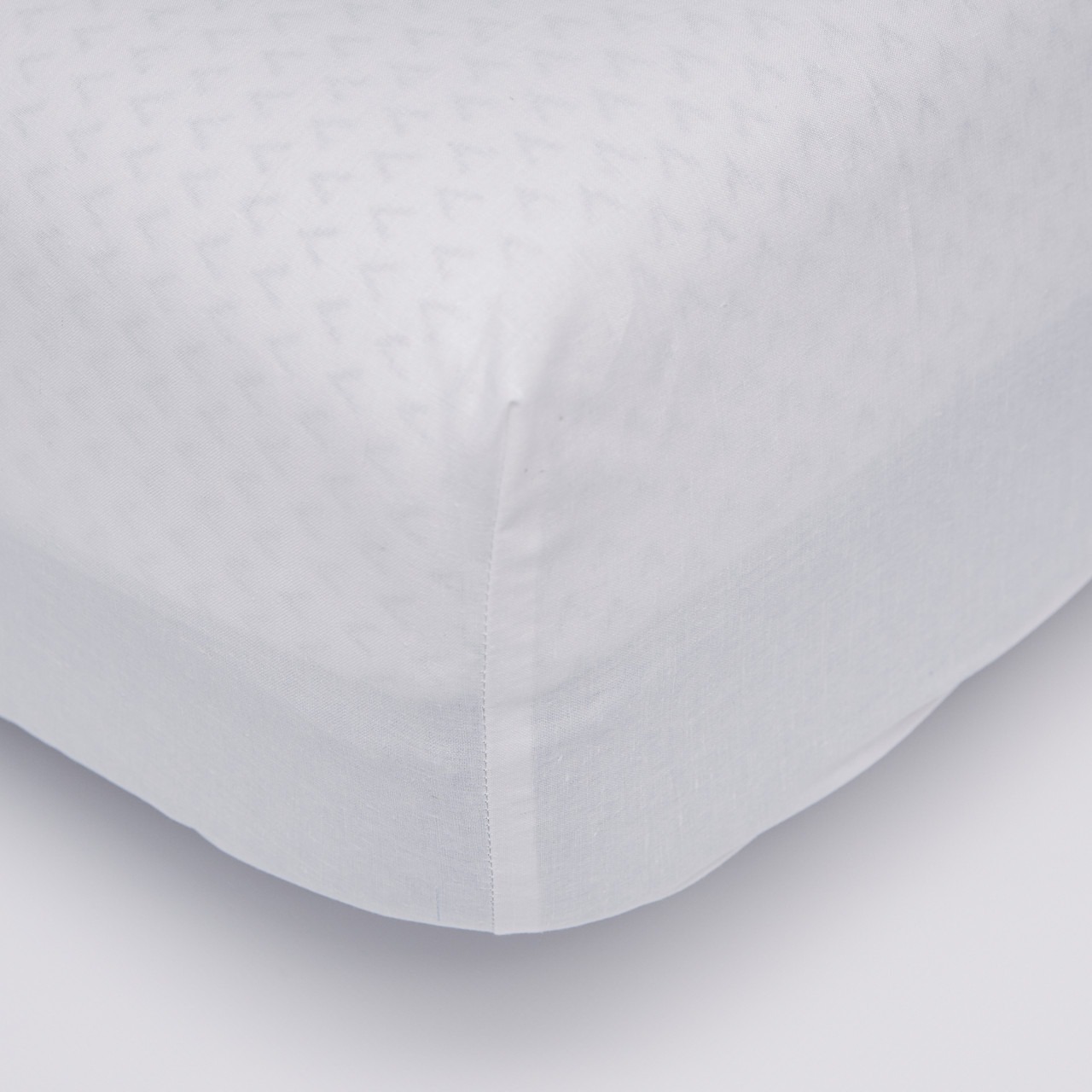 Купить Простынь полуторная Moon&Star White Glow Бязь Gold Люкс 140х200х25 см (MS-850001030) - Фото 1 Простынь полуторная Moon&Star White Glow Бязь Gold Люкс 140х200х25 см (MS-850001030) - Фото 1