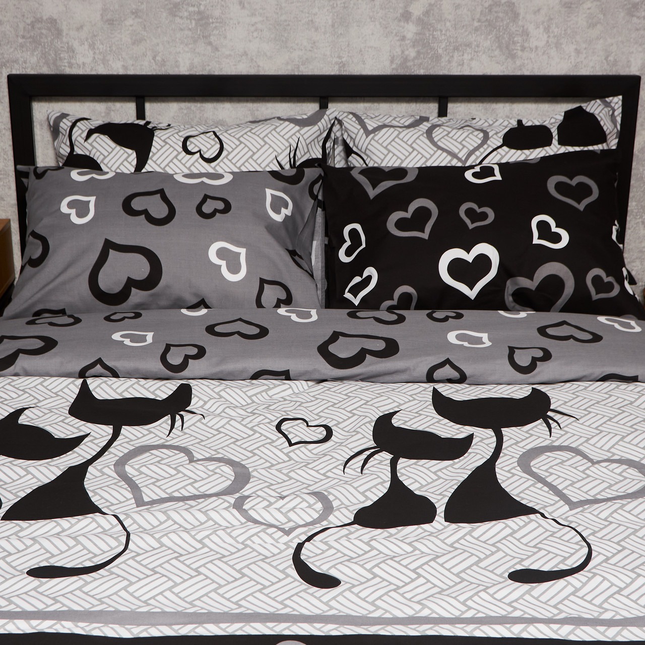 Купить Наволочка Moon&Star Набор Бязь Gold Люкс Feline Romance 50х50 2 шт. (MS-840001352) - Фото 1 Наволочка Moon&Star Набор Бязь Gold Люкс Feline Romance 50х50 2 шт. (MS-840001352) - Фото 1