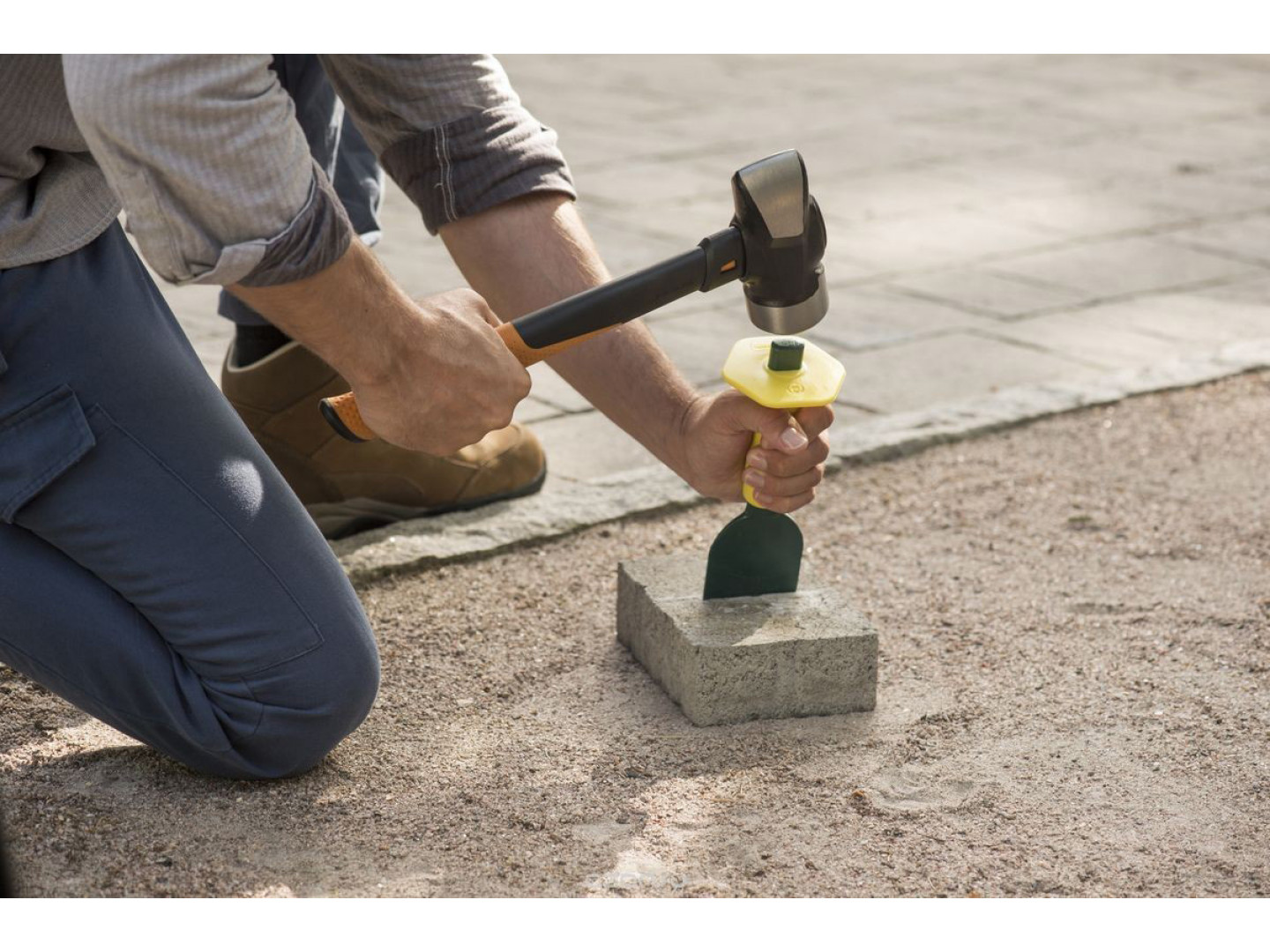 fiskars isocore club hammer l 1020218