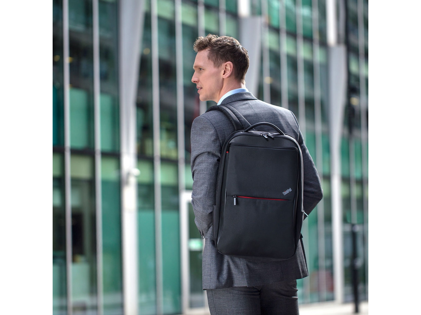 lenovo thinkpad 15 6 professional backpack 4x40q26383