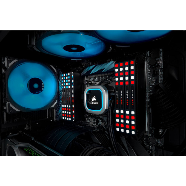 Фото - Память DDR Corsair Dominator™ Platinum RGB 16GB DDR4 3000Mhz 2x8 (CMT16GX4M2C3000C15)