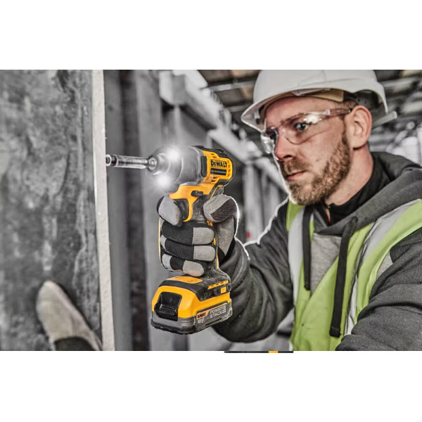 Фото - Шуруповерт DeWALT DCF840N