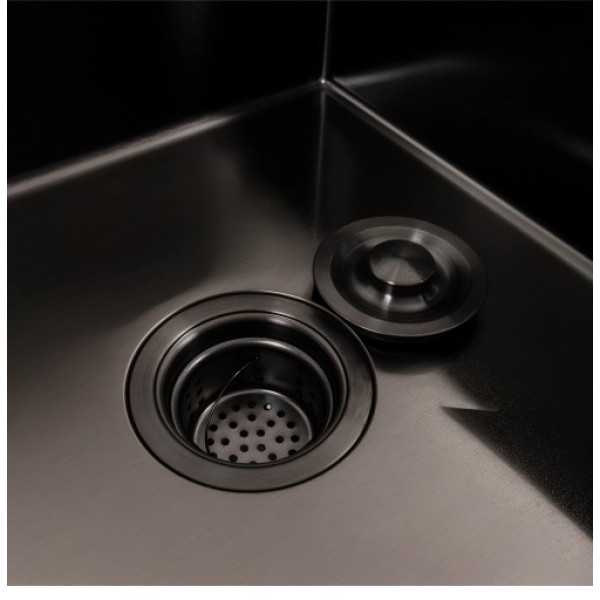 Фото - Мойка кухонная VALESO CM 65x50 L черная PVD Handmade (круглый сифон 3,0/0,8)
