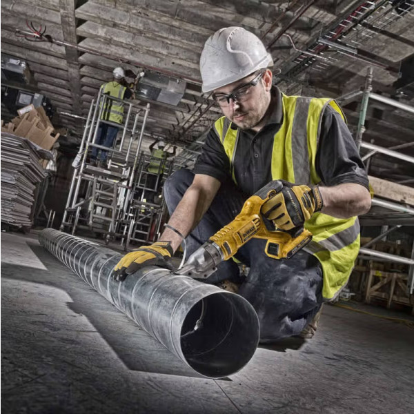 Фото - Ножницы по металлу DeWALT DCS491NT