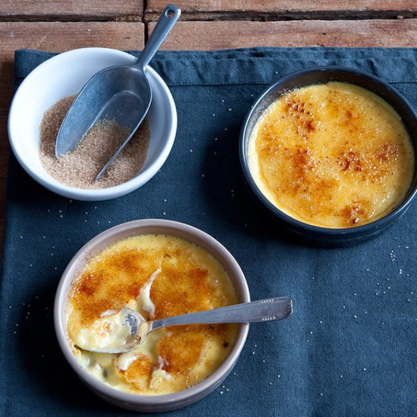 Фото - Форма для приготовления Emile Henry 13 см 021013