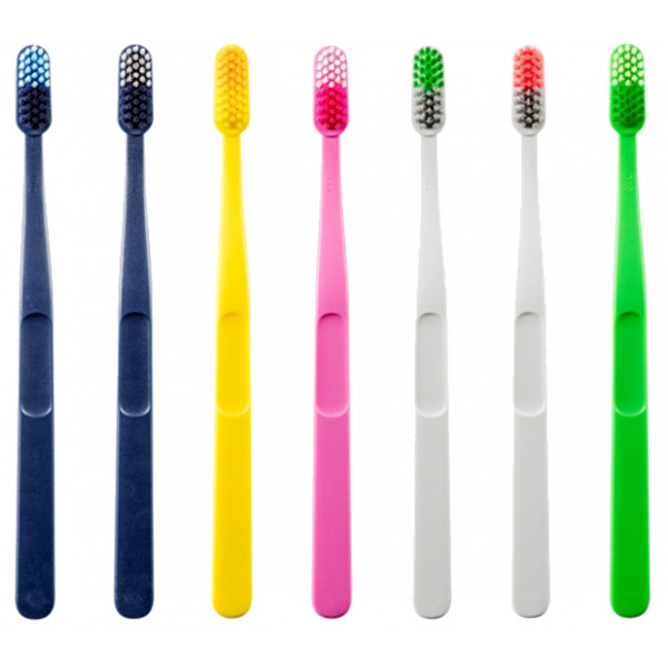 Фото - Зубная щетка мануальная детская Jordan Clean Smile, 12+ лет, средняя жесткость (56106010)