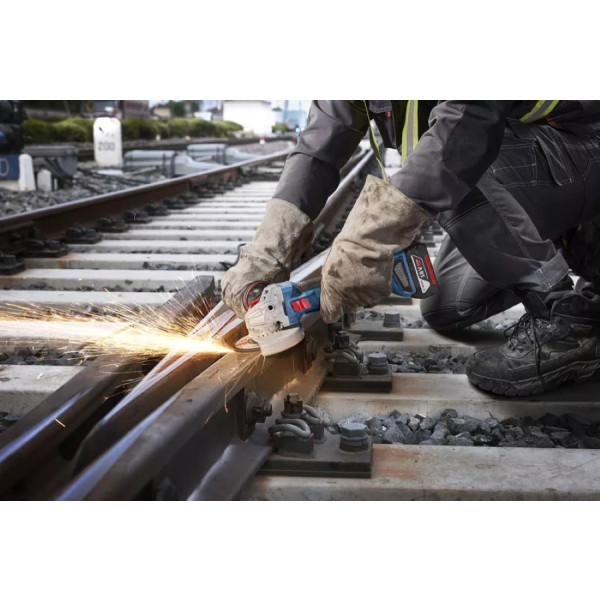 Фото - Болгарка Bosch Professional GWS 18V-11 (0.601.9N4.103)
