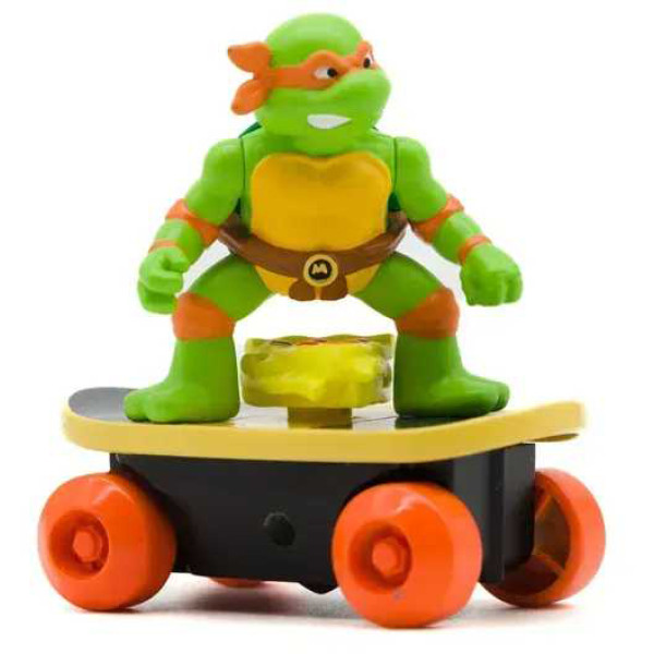 Фото - Коллекционная интерактивная фигурка TMNT Скейтбордист с лаунчером Микеланджело (71041)