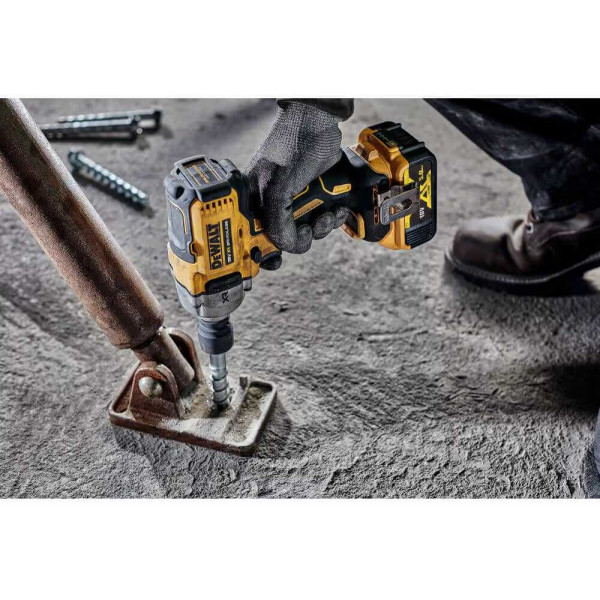 Фото - Гайковерт аккумуляторный DeWALT DCF892N
