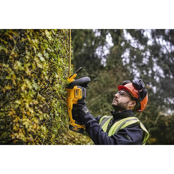 Фото - Кусторез DeWALT 18 В, 5 Ач (DCMHT563P1)