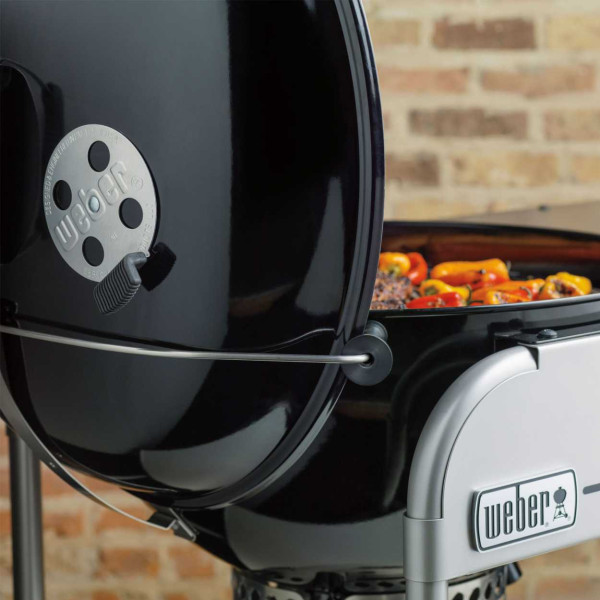 Фото - Гриль-барбекю угольный Weber Performer Premium GBS 57 см (15401004)