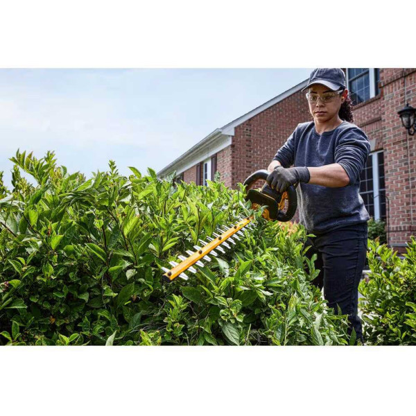 Фото - Кусторез DeWALT XR FLEXVOLT 54 В Li-lon 9/3 Аг (DCMHT573X1)