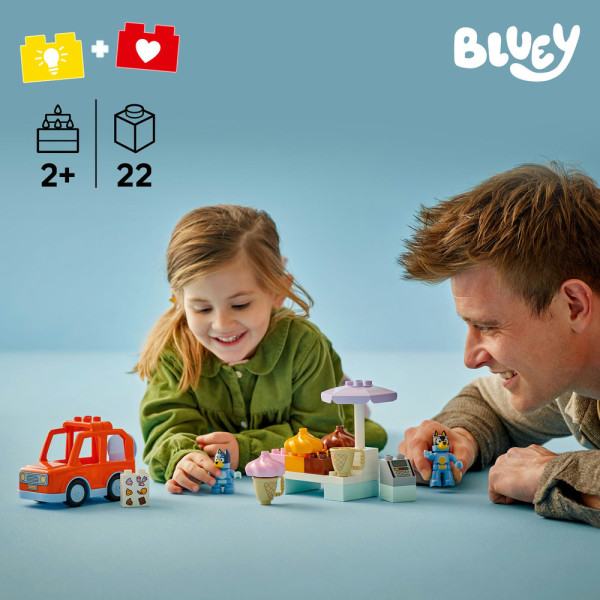 Фото - Конструктор LEGO DUPLO Bluey Путешествие с мороженым с Блуи (10458)