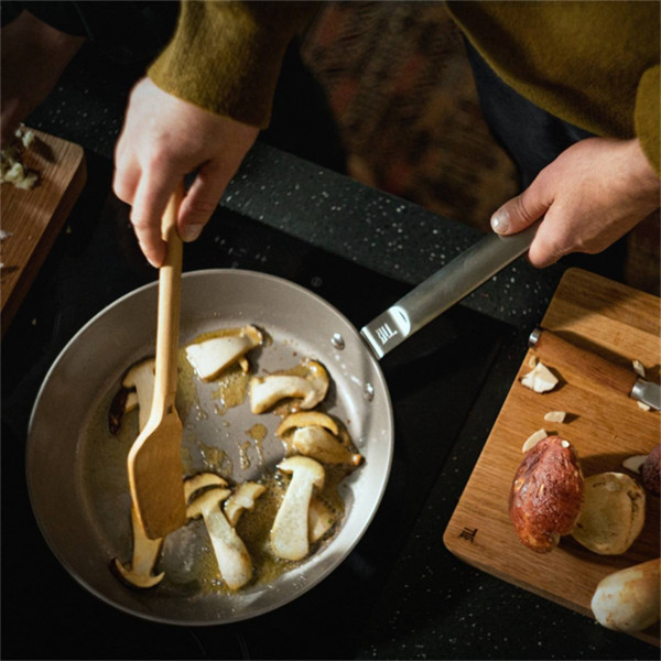 Фото - Сковорода универсальная Fiskars Norden 24 см (1067631)