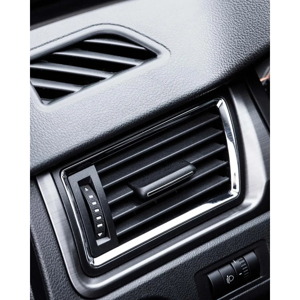 Фото - Полироль для авто Carbonax 720 мл (109)