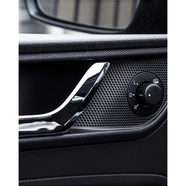 Фото - Полироль для авто Carbonax 720 мл (109)