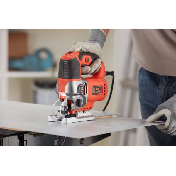 Фото - Электролобзик Black&Decker BES610