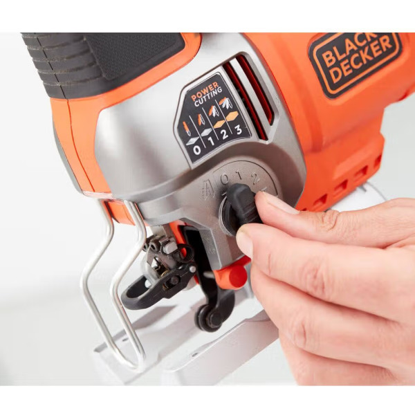 Фото - Электролобзик Black&Decker BES610