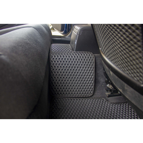 Фото - EVA коврики в салон авто EVAtech для 3 Series (E46) 4WD Restyling (with armrest) BMW 2001-2006 4 поколение Sedan EUBM13006C5BW8RBB