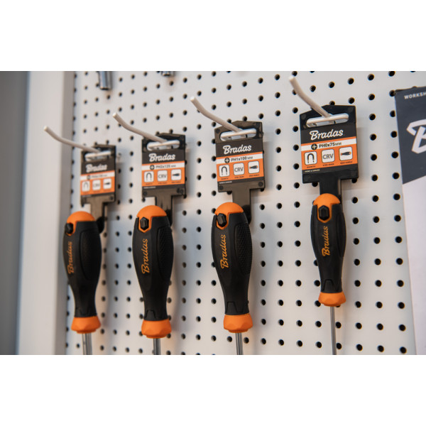 Фото - Отвертка BRADAS HOME&GARAGE PH3 8/150 мм (DIY-PH103150)