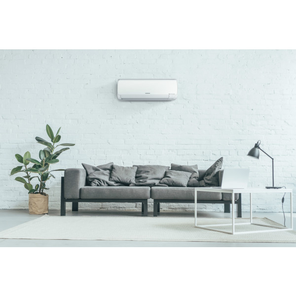 Фото - Кондиционер сплит Samsung AR18RSFPAWQNER