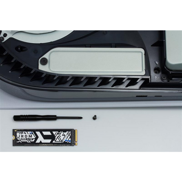 Фото - SSD-накопитель внутренний Goodram 4TB Goodram IRDM Pro Slim M.2 2280 PCIe 4.0 x4 3D TLC (IRP-SSDPR-P44S-4K0-80)