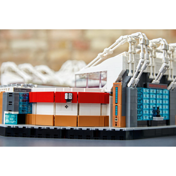 Фото - Конструктор LEGO Creator Стадион Олд Траффорд Манчестер Юнайтед (10272)