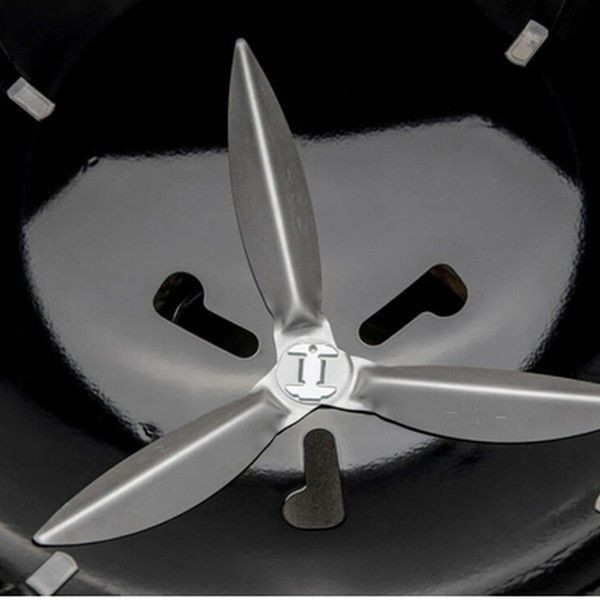 Фото - Мангал для пикника Weber Master-Touch Premium E-5770 57 см (17301004)