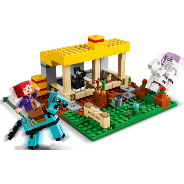Фото - Конструктор LEGO Minecraft Конюшня (21171)