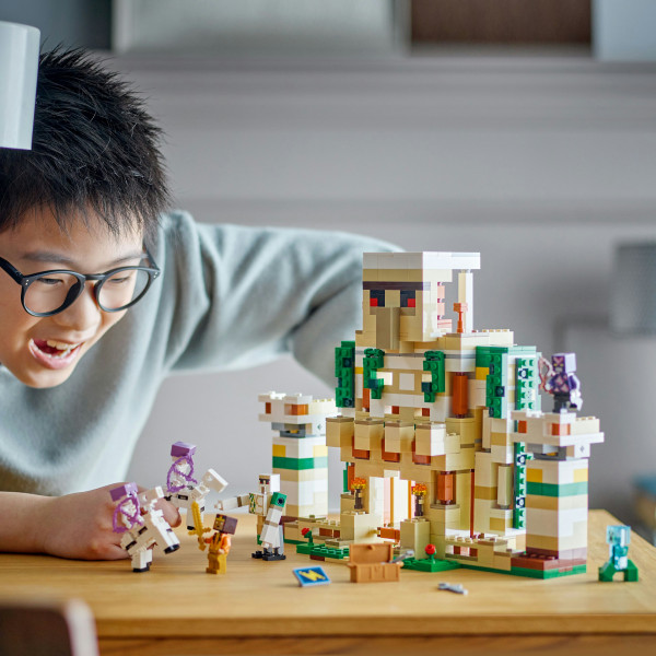 Фото - Конструктор LEGO Minecraft Крепость «Железный голем» (21250)