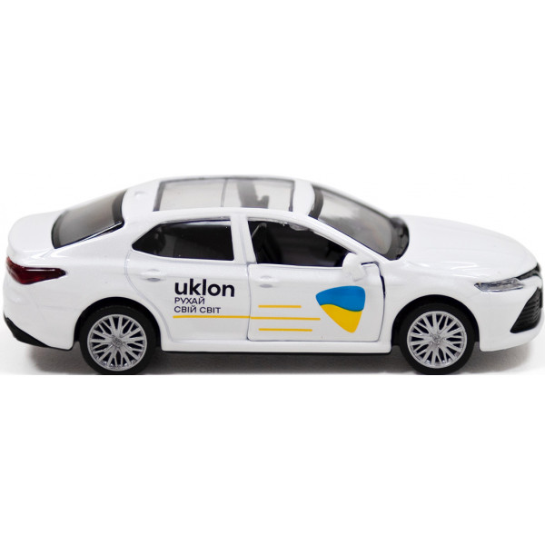 Фото - Автотранспорт TechnoDrive Toyota Camry Uklon (белый) (250291)