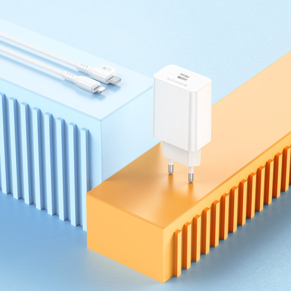 Фото - Сетевое зарядное устройство BOROFONE BA21A Pro Long journey single port PD20W charger set(C to iP) White (6941991111419)