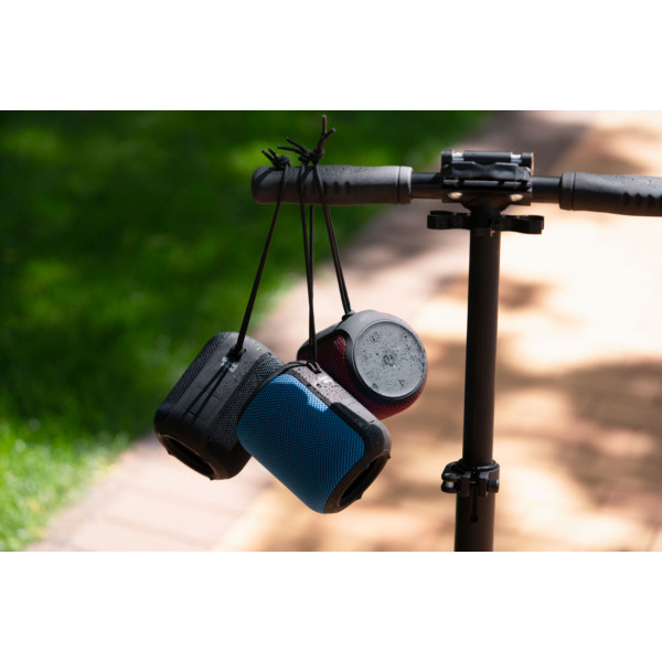 Фото - Портативная акустика 2E SoundXPod TWS MP3 Wireless Waterproof Red (2E-BSSXPWRD)