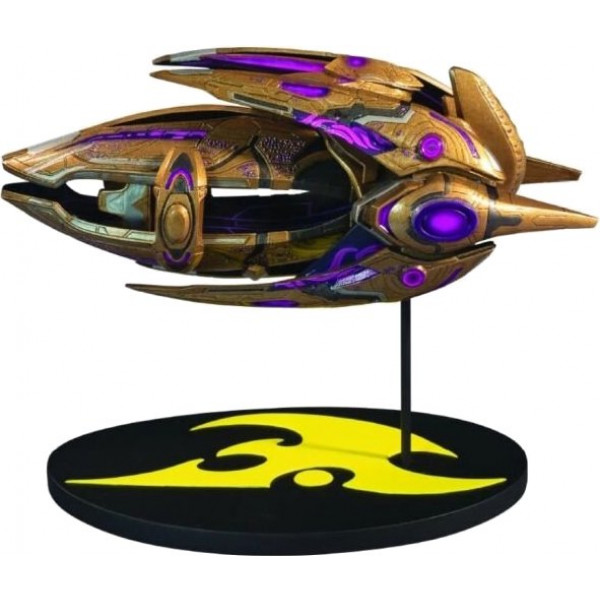 Фото - Коллекционная фигурка Dark Horse STARCRAFT Limited Edition Golden Age Protoss Carrier Ship Replica (3008-720)