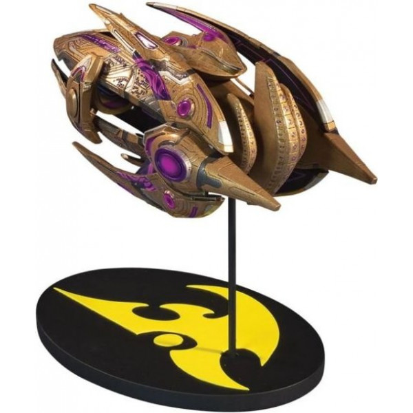 Фото - Коллекционная фигурка Dark Horse STARCRAFT Limited Edition Golden Age Protoss Carrier Ship Replica (3008-720)