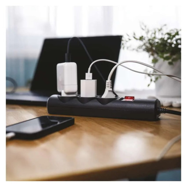 Фото - Сетевой фильтр EMOS P54214, 3 розетки, 1,5м.10A 2300Вт черный