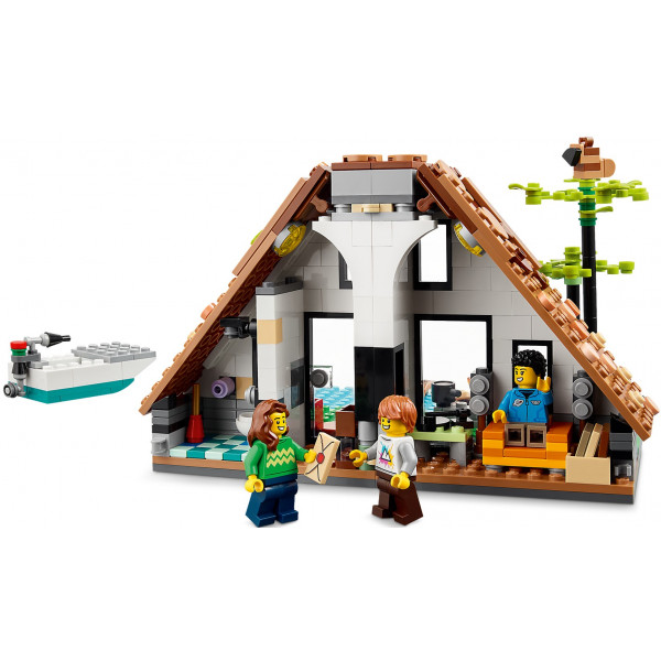 Фото - Конструктор LEGO Creator Уютный дом (31139)