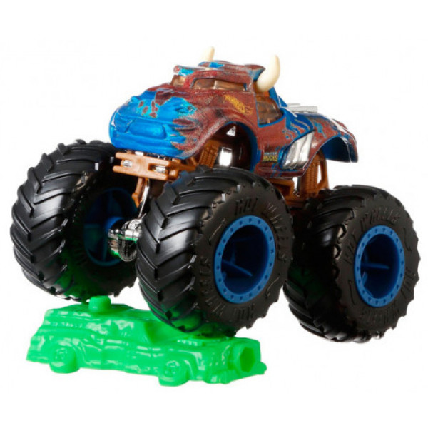 Фото - Базовая машинка Hot Wheels Внедорожник 1:64 серии «Monster Trucks» (в асс.) (FYJ44)