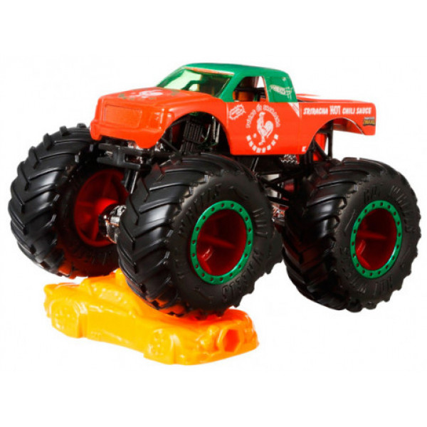 Фото - Базовая машинка Hot Wheels Внедорожник 1:64 серии «Monster Trucks» (в асс.) (FYJ44)