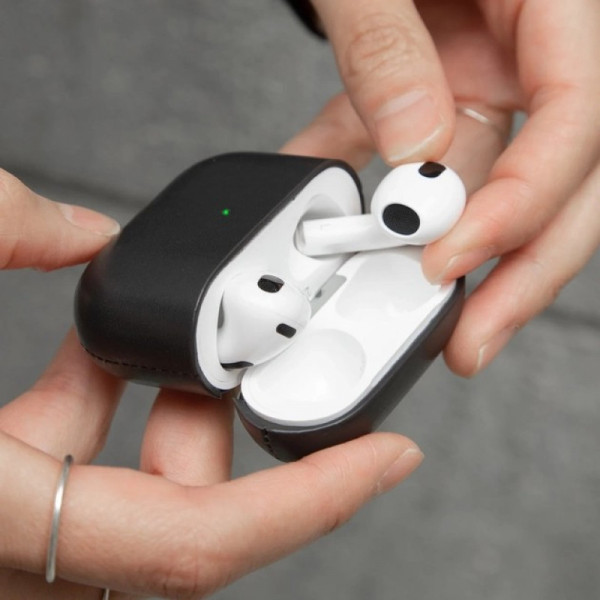 Фото - Чехол для наушников Native Union Leather Case Black for Airpods 3rd Gen (APCSE-LTHR-BLK-V2)