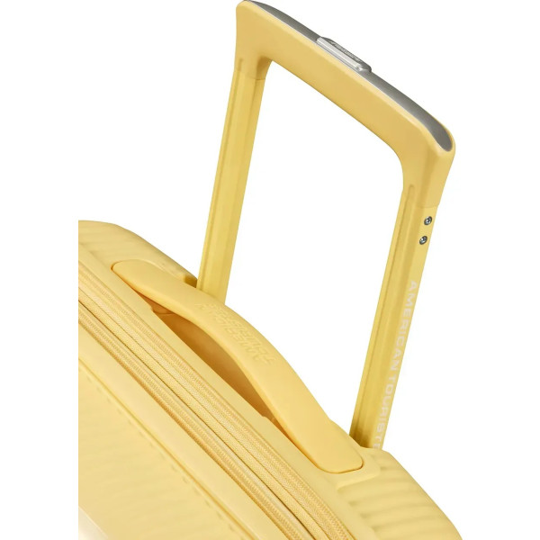 Фото - Чемодан American Tourister Soundbox 67 см пастельно-желтый (32G*16002)