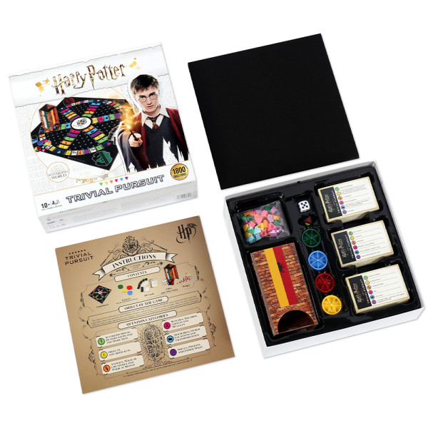 Фото - Настольная игра (12+) Winning Moves HARRY POTTER Trivial Pursuit Ultimate Edition Game (33343)