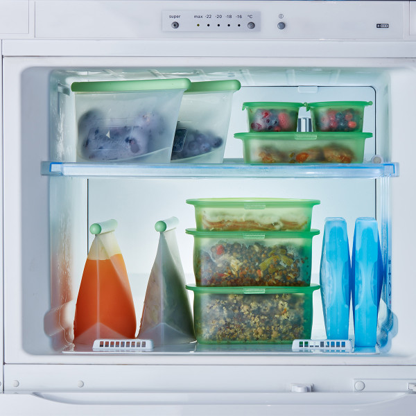 Фото - Набор емкостей для хранения Lekue Reusable Silicone Containers 3 шт. (881886)