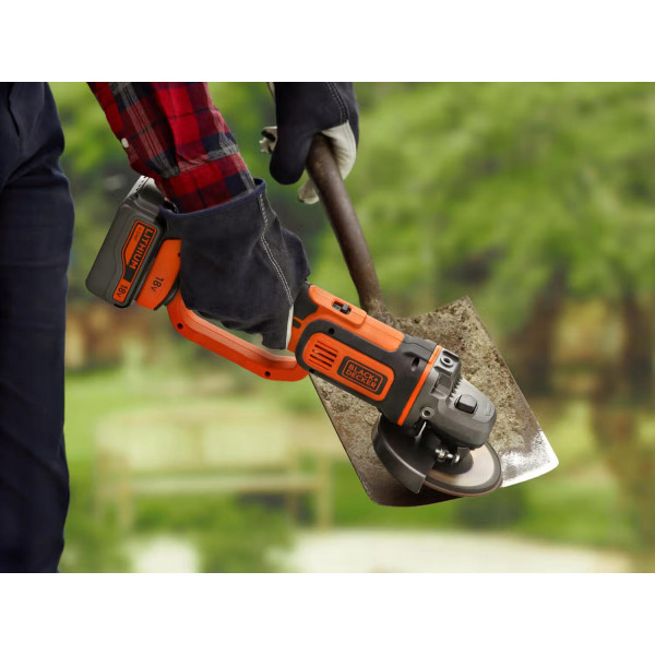 Фото - Болгарка Black&Decker BCG720N